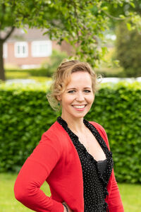 Elise van der Laan | Cultuurcoach | e.vanderlaan@sociaalwerkdeschans.nl | 06- 1249 0883 | Werkdagen dinsdag, woensdag, donderdag, vrijdag