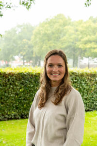 Natasja Hatzmann | Managementassistent | n.hatzmann@sociaalwerkdeschans.nl | 06 100 396 00 | Werkdagen: maandag, dinsdag en donderdag.